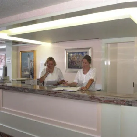 Hotel Alexander 4*